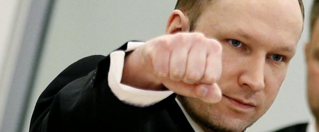 Regeringen spelar Breivik rakt i händerna