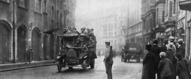 Sommar med Ernst, Ernst och Ernst; Del 4