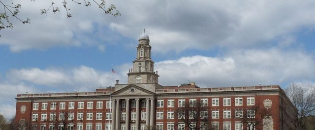 Harold Saltzman och skolintegrationen